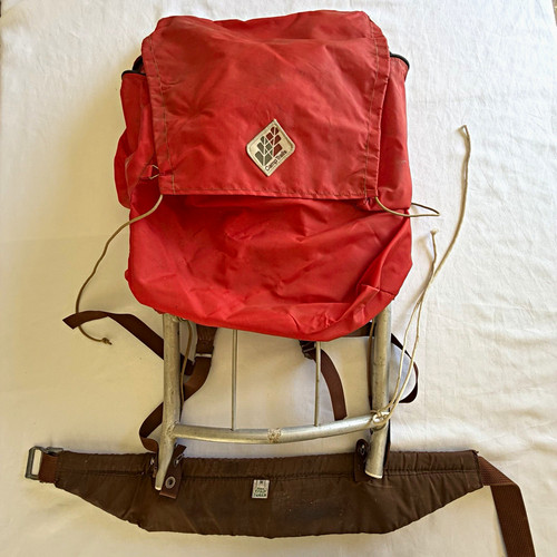 Vintage camp trails external - camp,