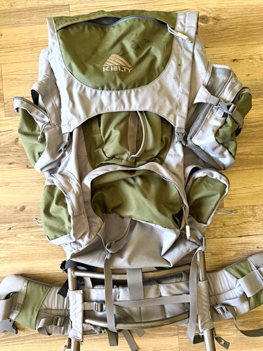 Kelty yukon red 2900 external - kelty,